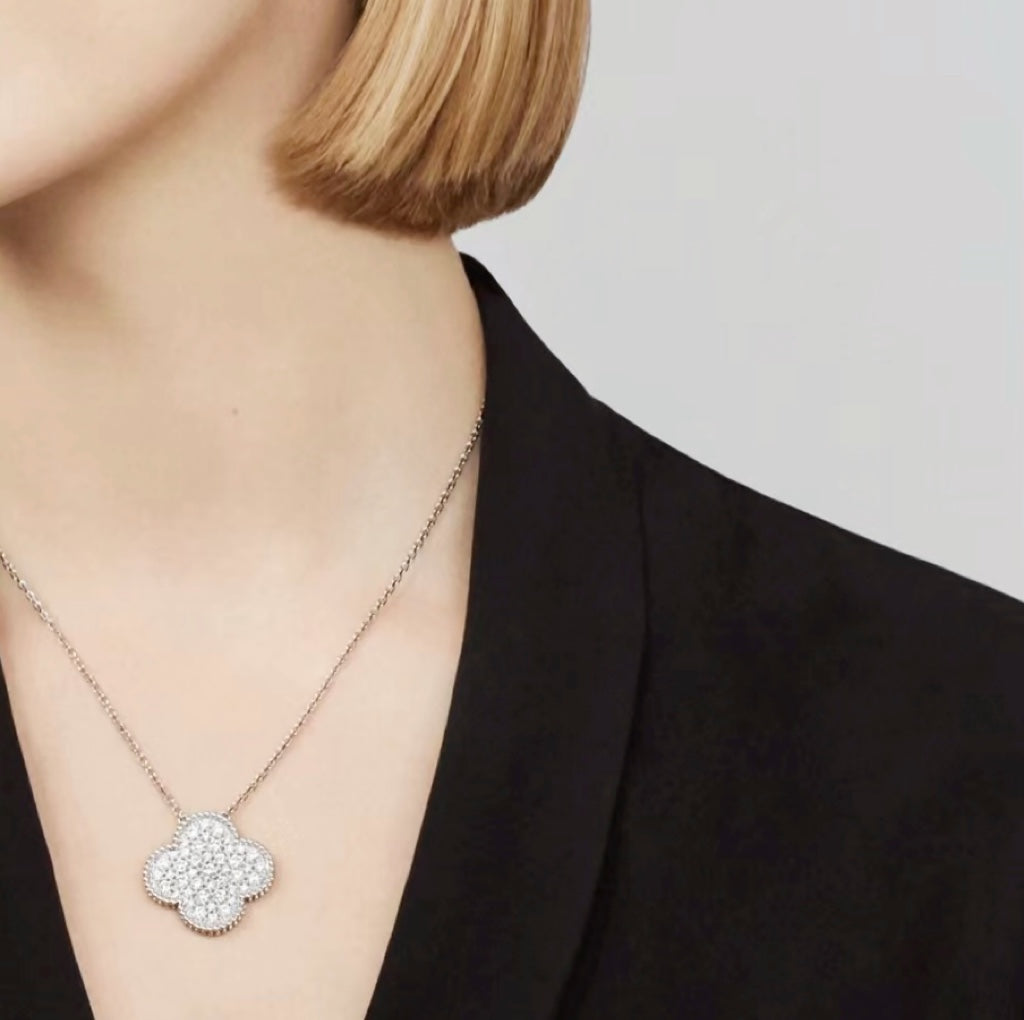 [Solara Jewelry] クローバー 25mm ラージペンダント ダイヤモンドパヴェ シルバーネックレス