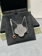 [Solara Jewelry] クローバー 25mm ラージペンダント ダイヤモンドパヴェ シルバーネックレス