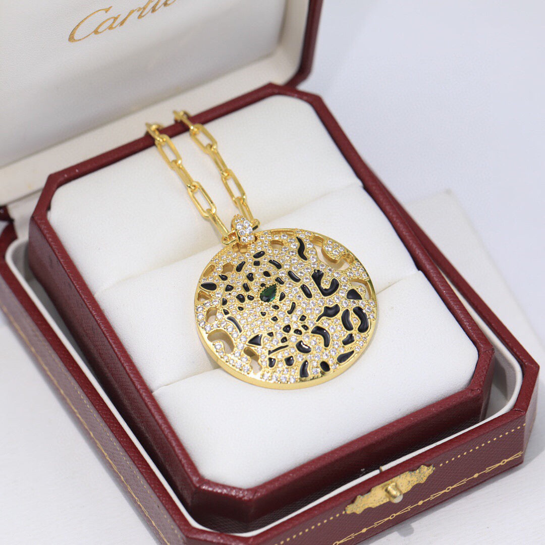 [Solara jewelry]Openwork Round Pendant Necklace image 5