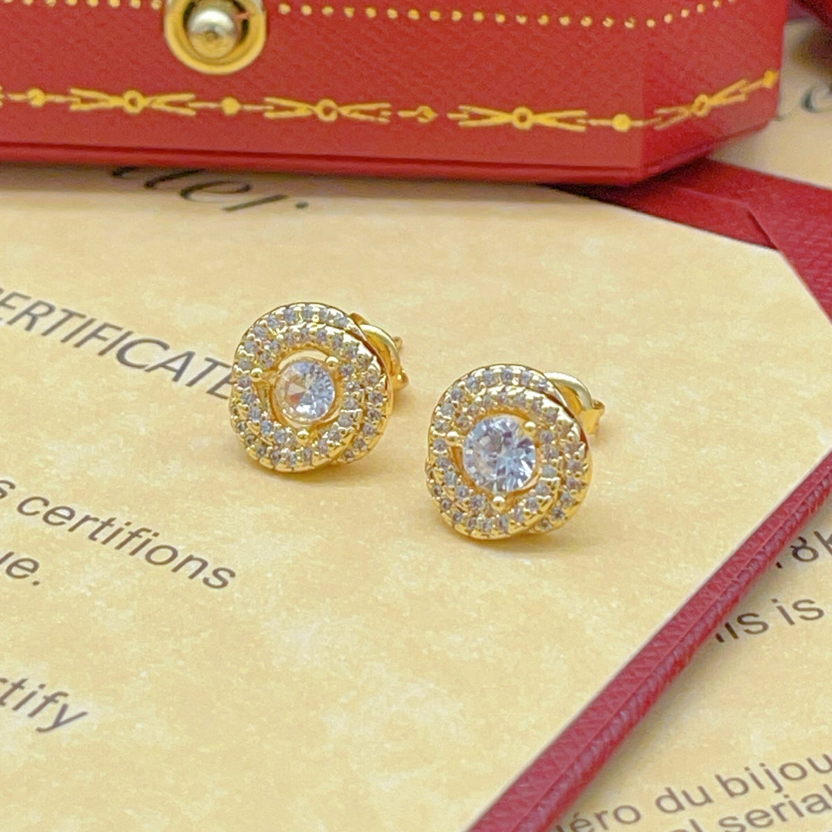 [Solara jewelry] Love Knot Stud Earrings