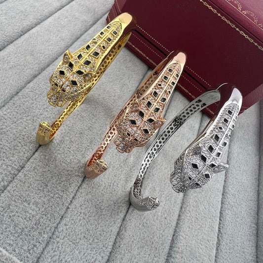 [Spira Jewelry]SCULPTED PANTHER HEAD OPEN BANGLE