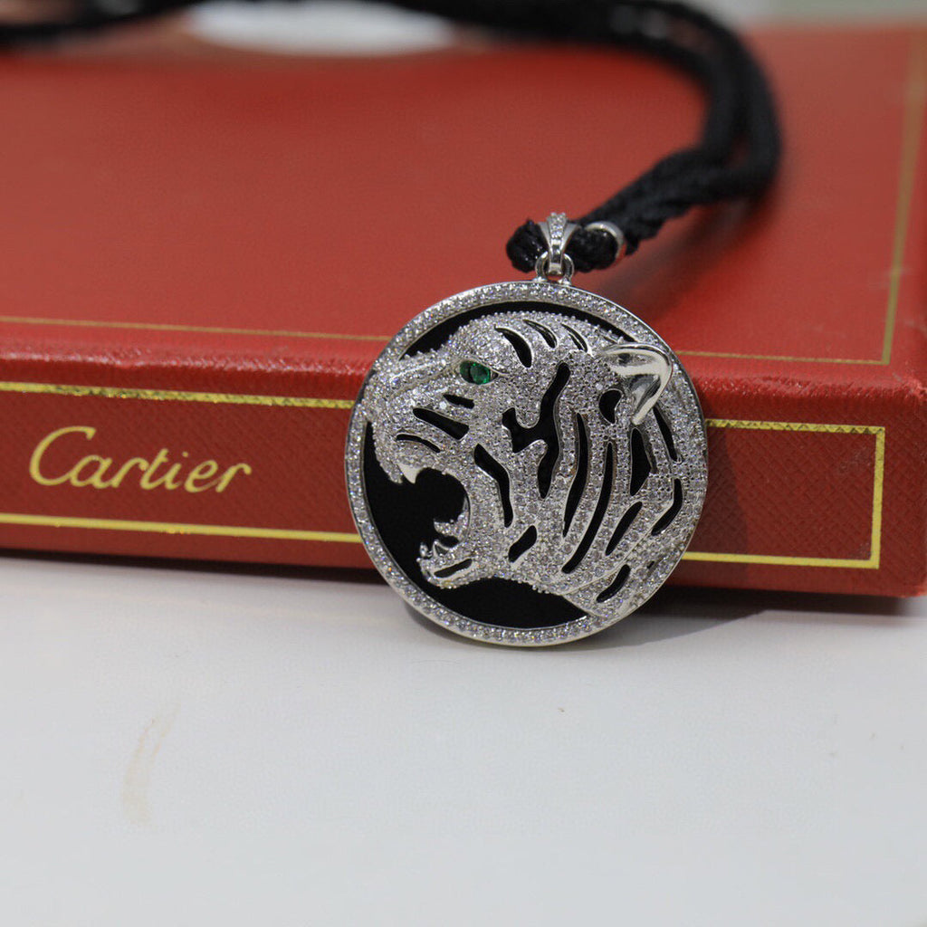 [Solara jewelry]Openwork Tiger Cord Pendant Necklace image 2