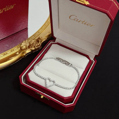 [Solara Jewelry ]CTビスポーク "Love" ブレスレット ダイヤモンドアクセント付き