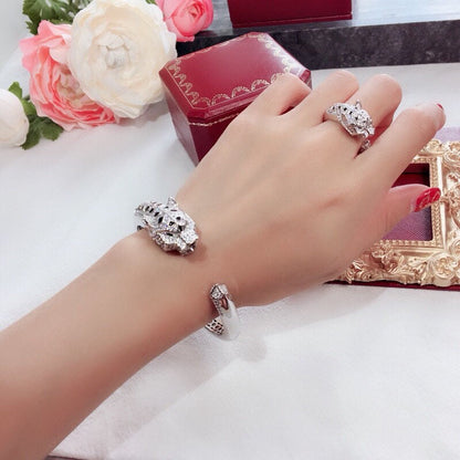 [Spira Jewelry]PAVE PANTHER HEAD OPEN BANGLE