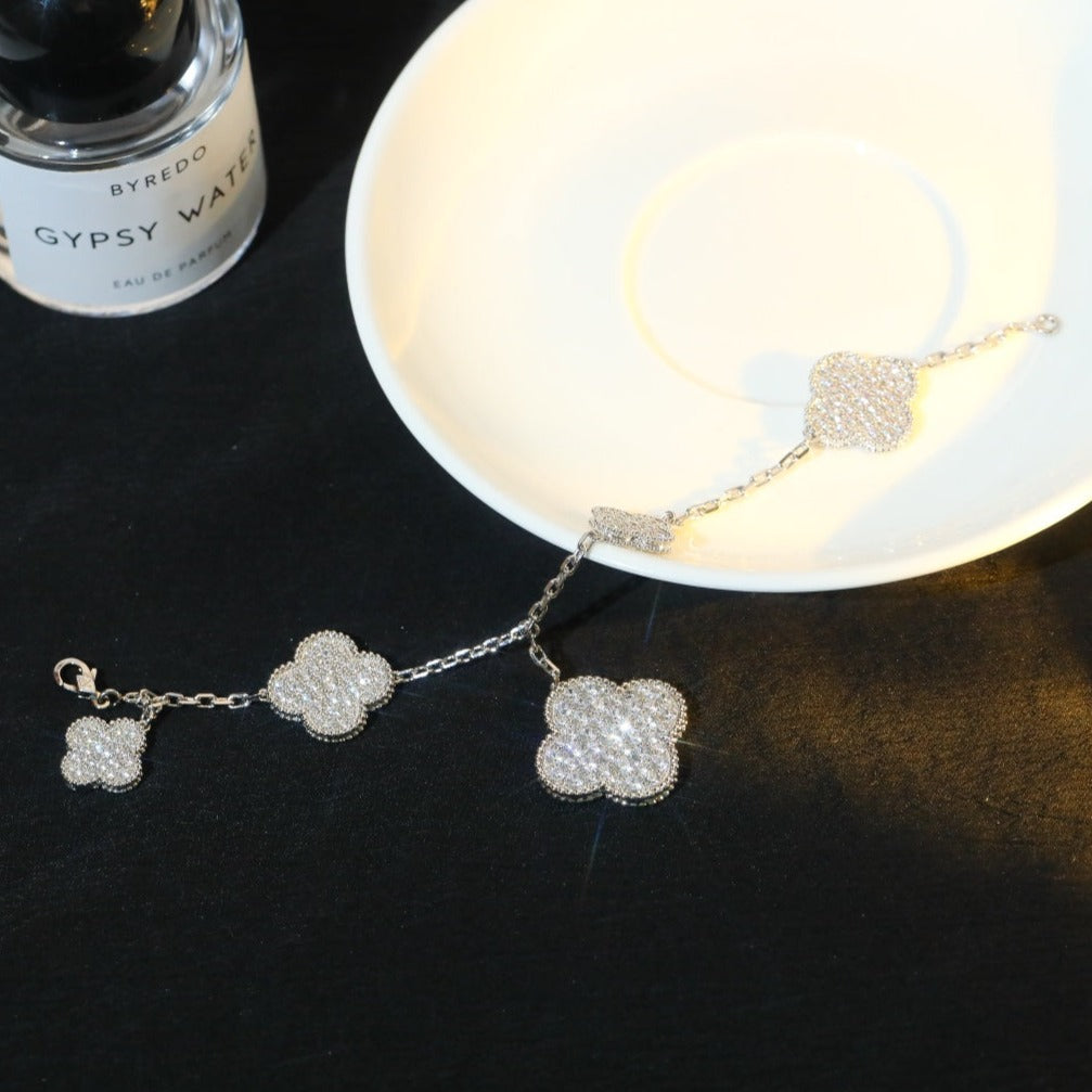 [Solara Jewelry ]KLEEBRACHTARMBAND 5 MOTIV SILBER DIAMANT PAVÉ