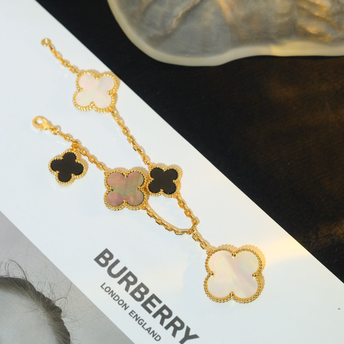 [Solara Schmuck] KLEEB LARMAND 5 MOTIVE ONYX MOP