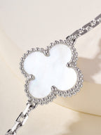 [Solara Jewelry ]Kleeblatt-Armband aus perlmuttfarbenen, lasergeschnittenen Silber mit 5 Mustern