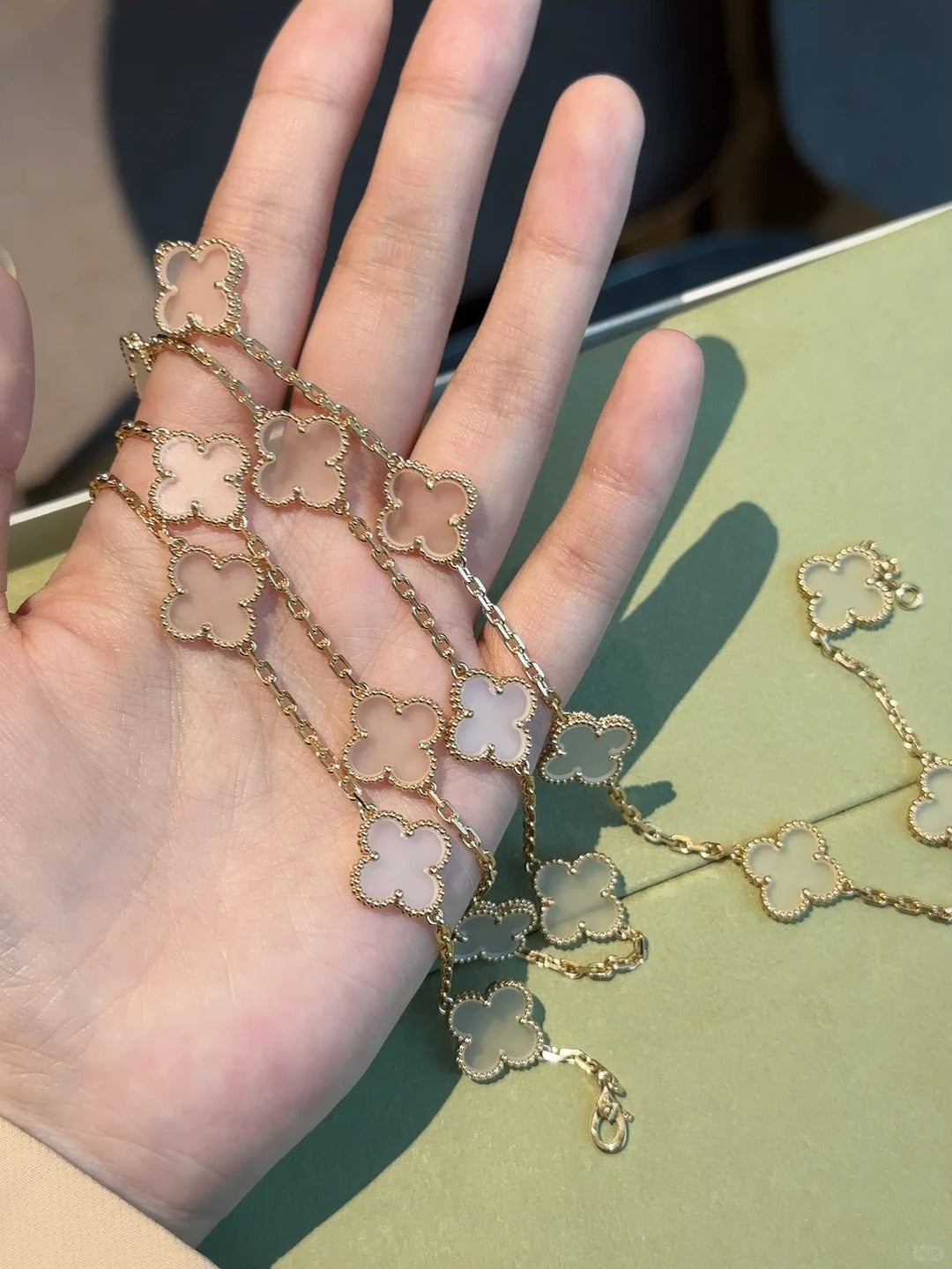 [Solara Jewelry ]CLOVER 20 MOTIVE Transparente Serie mit weißen Kristallen