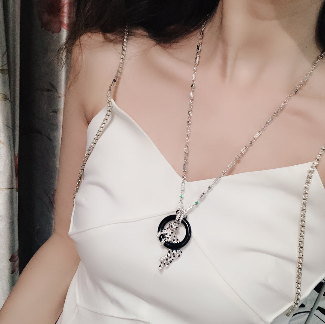 [Solara jewelry]Pave Panther Circle Pendant Necklace image 7