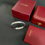 [Solara Jewelry ]CT Zartes mittleres Armband – Der perfekte Begleiter für jeden Tag