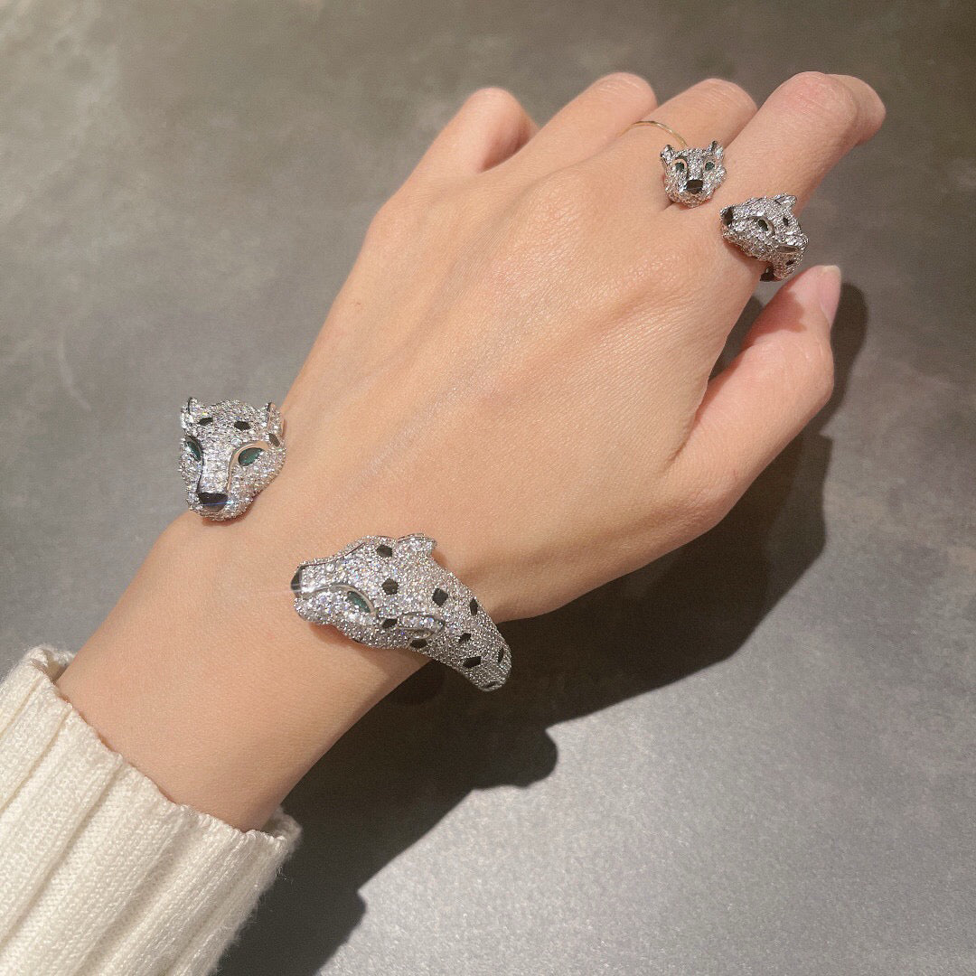[Solara Jewelry] DOUBLE PANTHER HEAD BANGLE BRACELET
