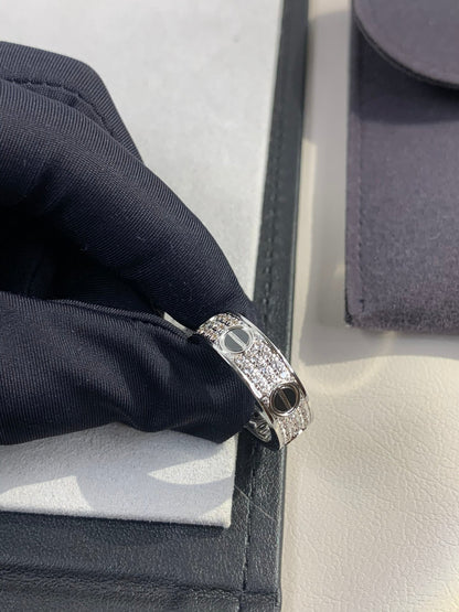 [Solara Jewelry ]LOVE RING 5.5MM DIAMONDS PAVED CERAMIC