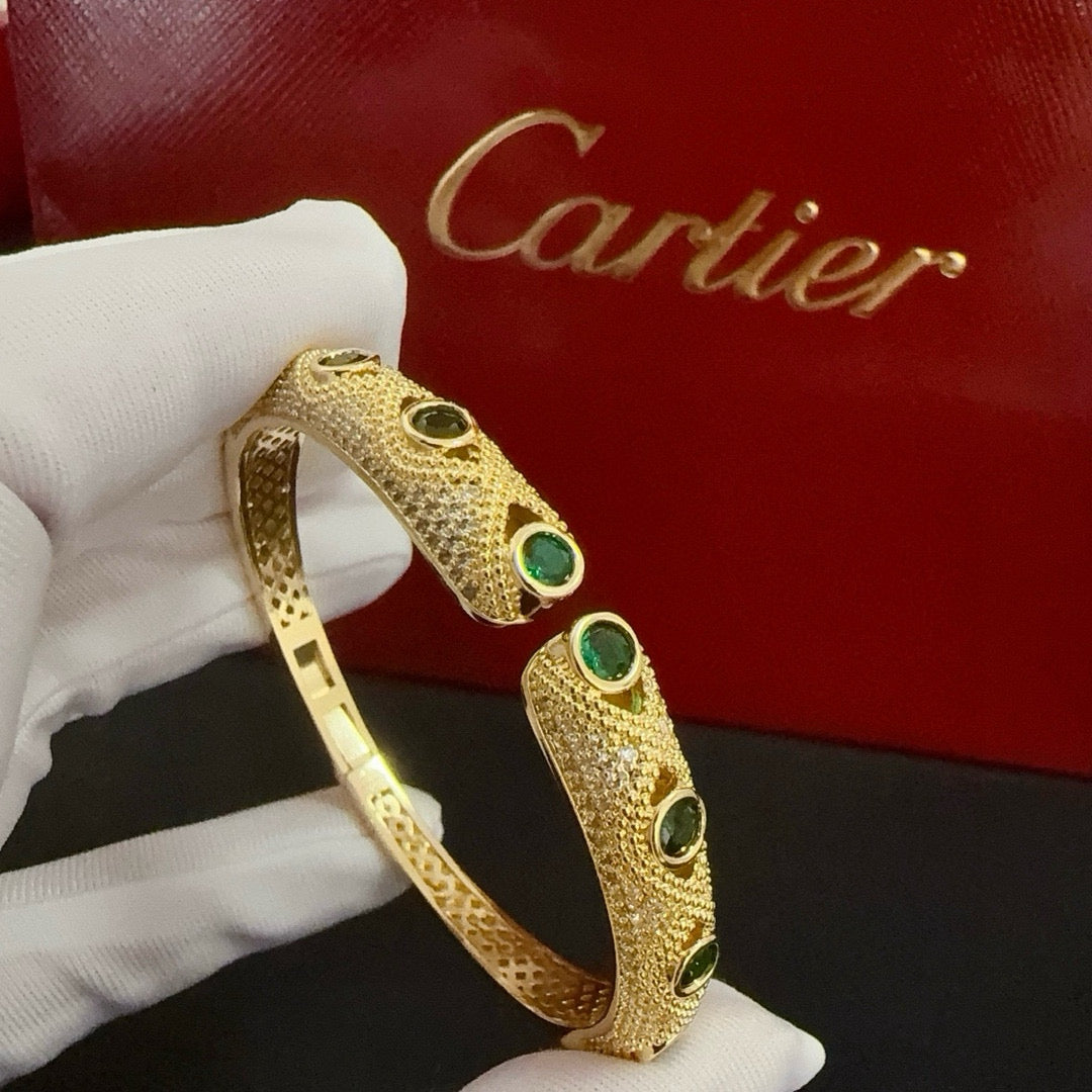[Solara Jewelry] DOUBLE PANTHER HEAD EMERALD BANGLE BRACELET