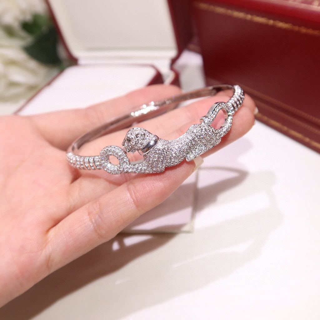 [Spira Jewelry]PAVE DOUBLE PANTHER HEAD BANGLE