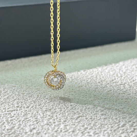 [Solara Jewelry ]トリコロールゴールド スリーロウネックレス パヴェダイヤモンド センターダイヤモンド