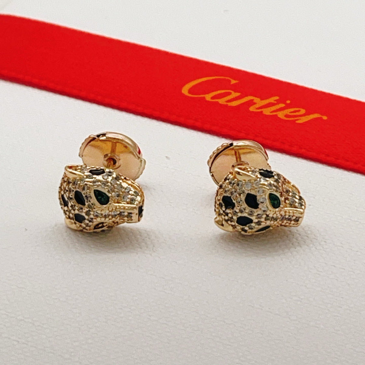 [Solara jewelry] Love Screw Stud Earrings
