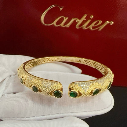 [Solara Jewelry] DOUBLE PANTHER HEAD EMERALD BANGLE BRACELET