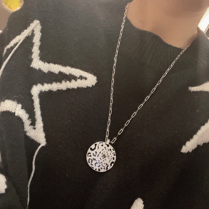 [Solara jewelry]Openwork Round Pendant Necklace image 8