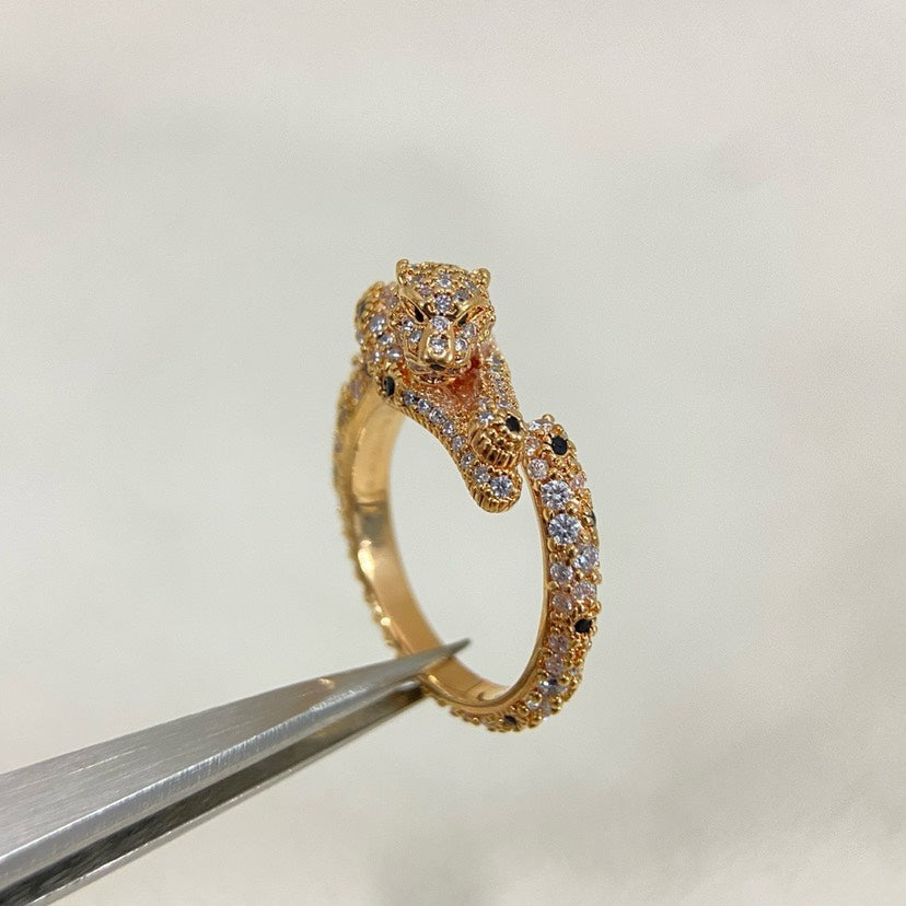 [Solara jewelry]Pave Panther Head Ring image 3