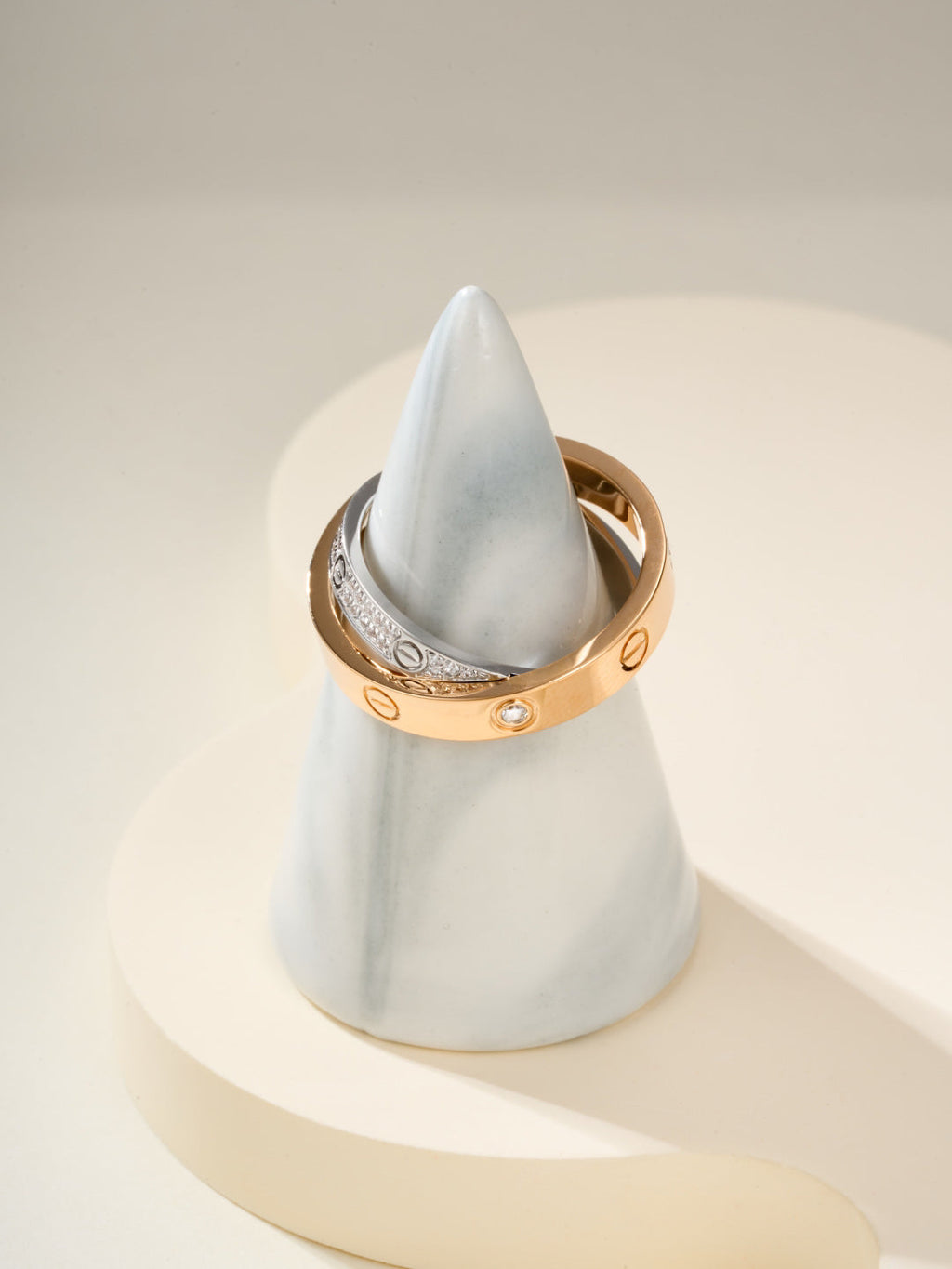 [Solara jewelry]8mm Two Tone Love Ring image 2
