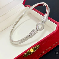 [Solara Jewelry ]CT Crystal-Accented Circle Clasp Bangle