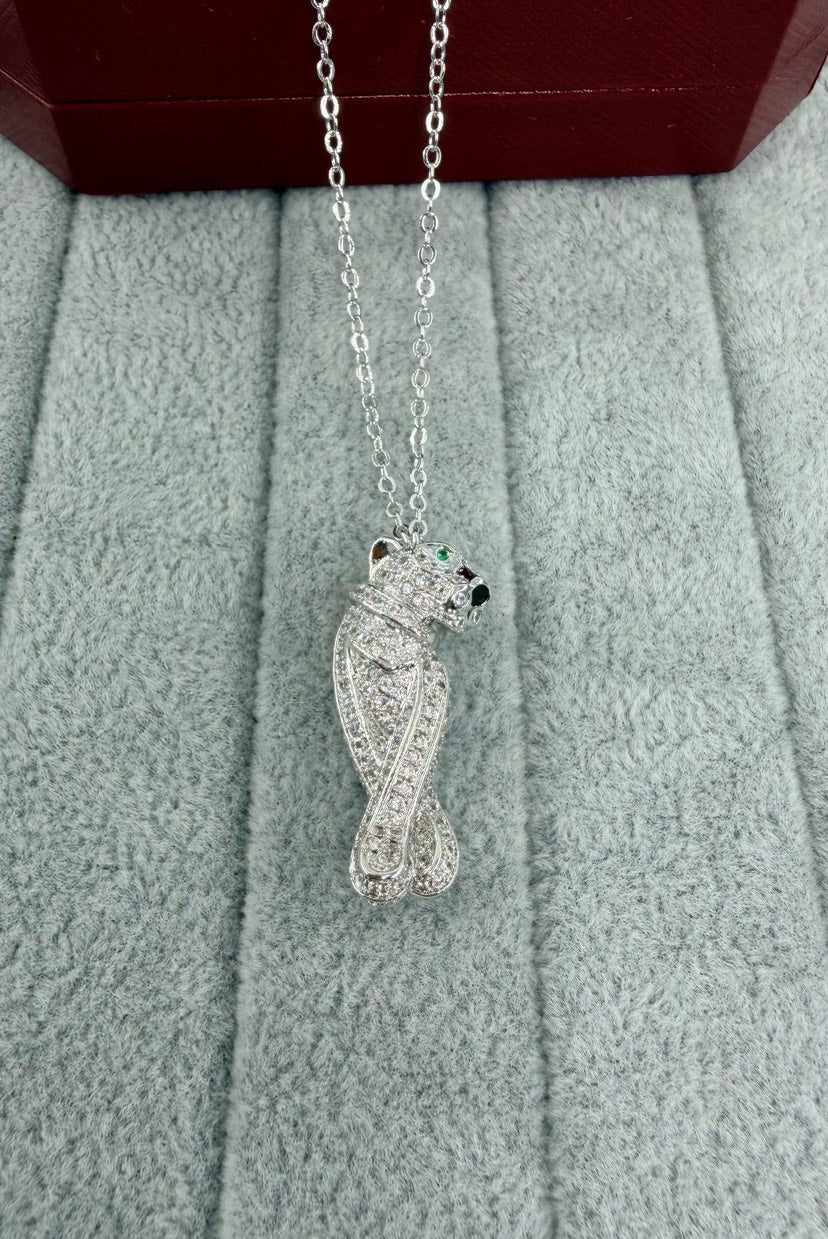 [Solara jewelry]Pave Fish Pendant Necklace