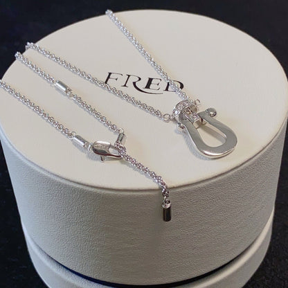 [Solara Jewelry ]FORCE Unisex Delicate Horsebit Necklace with Pavé Accents