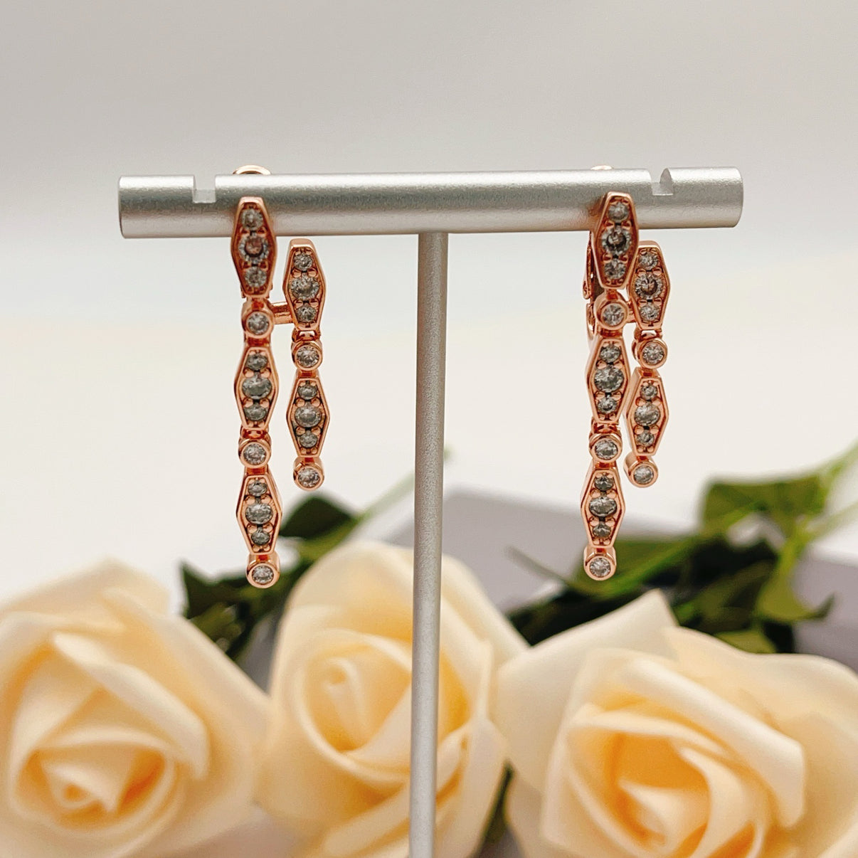 [Solara jewelry] Pave Bar Drop Earrings