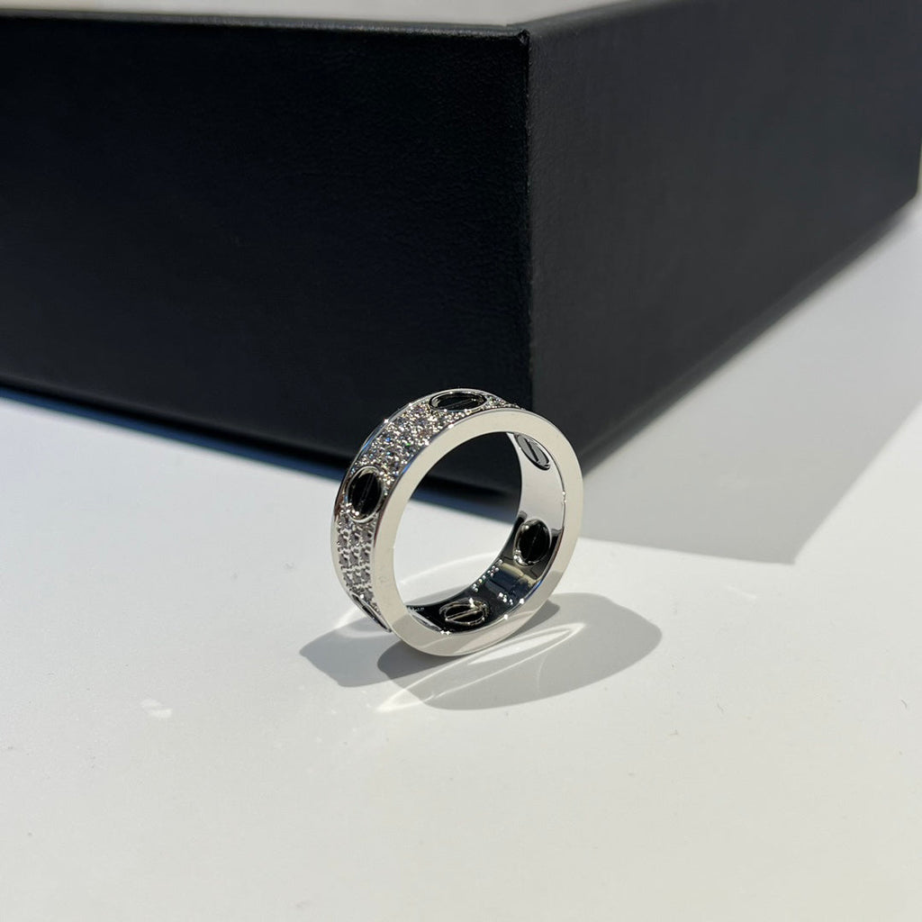 [Solara Jewelry ]LOVE RING 5.5MM DIAMONDS PAVED CERAMIC