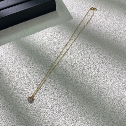 [Solara Jewelry ]トリコロールゴールド スリーロウネックレス パヴェダイヤモンド センターダイヤモンド