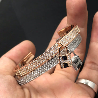 [Solara Schmuck ]H-Verschluss & ineinandergreifendes Creolen-Armband, vollständig mit Diamanten ausgefasst