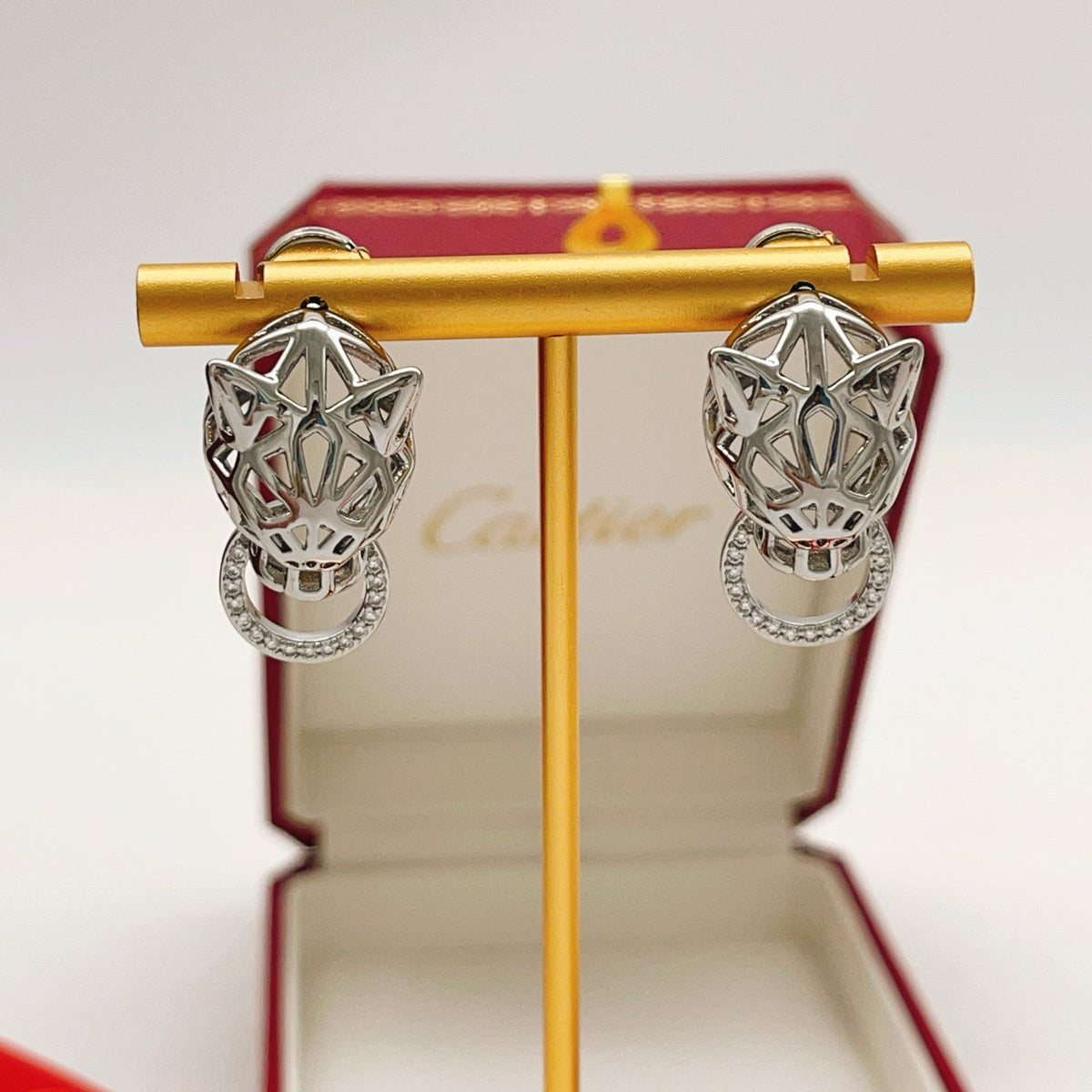 [Solara jewelry] Green Stone Stud Earrings