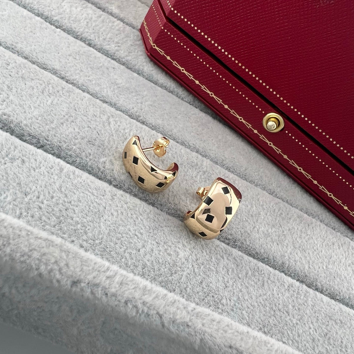 [Solara jewelry] Dice Stud Earrings