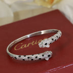[Spira Jewelry]SPOTTED PANTHER HEAD PAVE BANGLE
