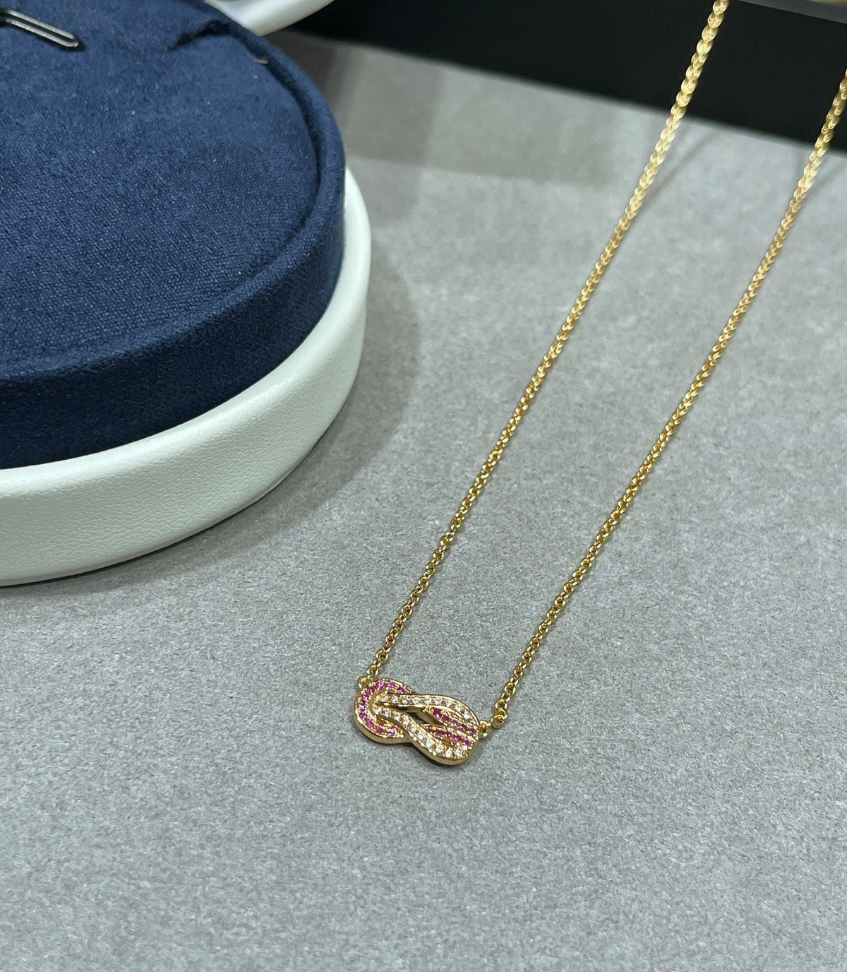 [Solara Jewelry ]Fred Pink Love Horsebit Necklace