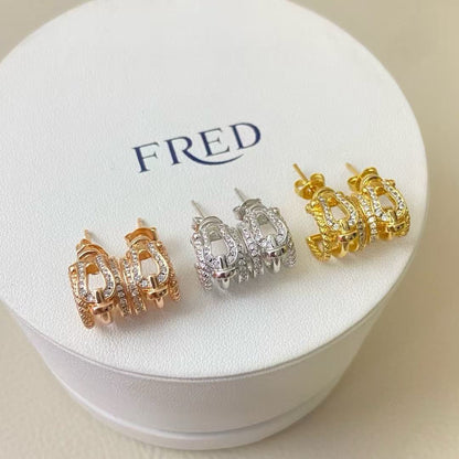 [Solara Jewelry ]Kraftvolle Neuheit: Unisex Twist & Mini Horsebit Ohrstecker mit Kristallen
