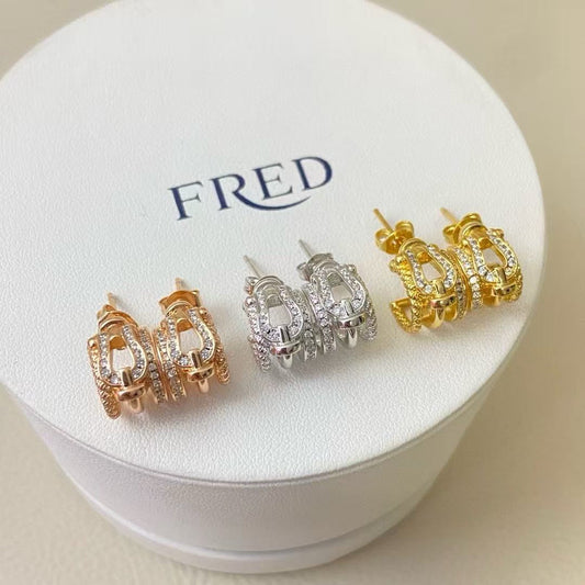 [Solara Jewelry ]FORCE 新作：クリスタル付きユニセックスツイスト＆ミニホースビットスタッドピアス