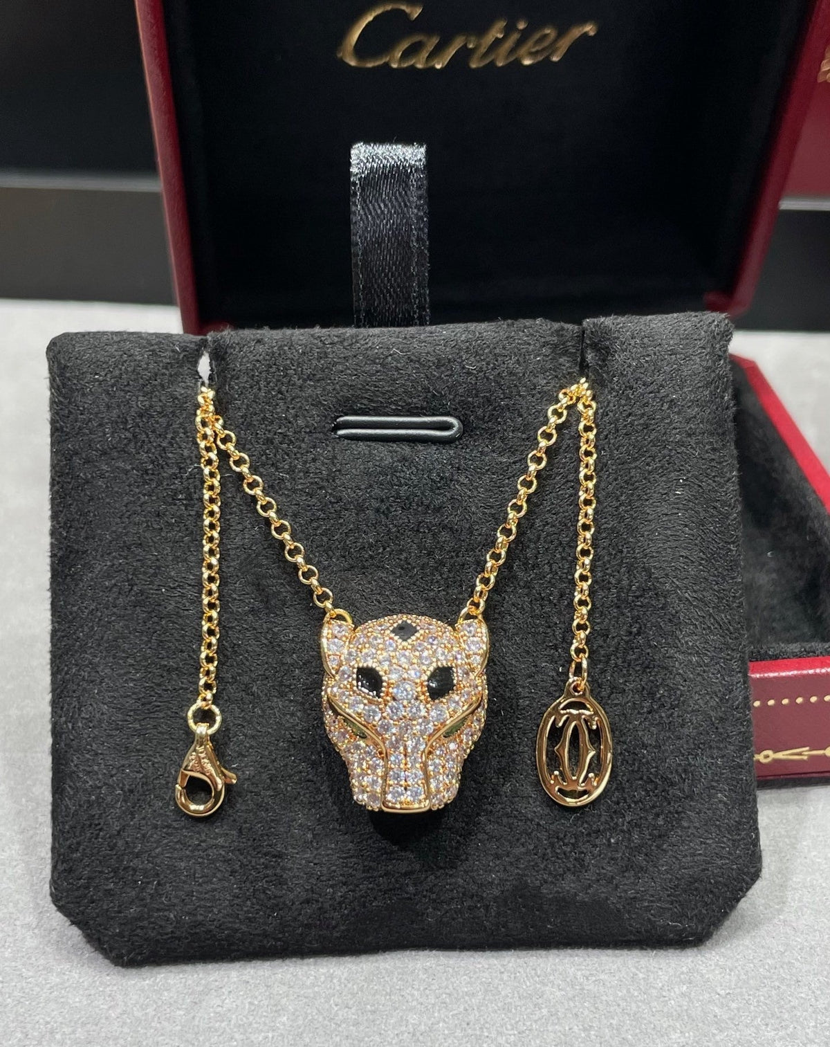 [Solara Jewelry ]豹の頭のネックレス 水玉模様
