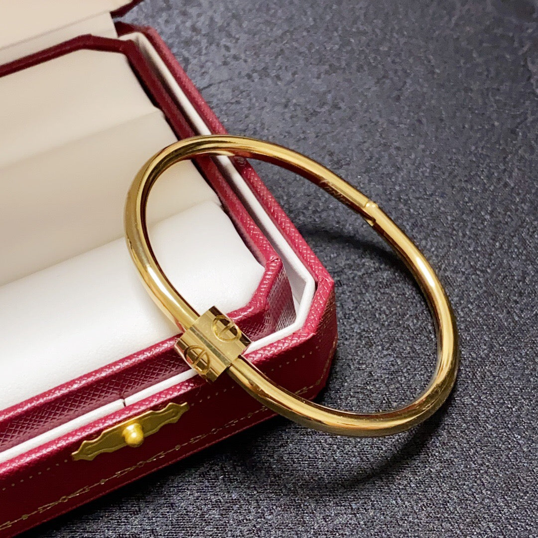 [Solara Jewelry ]CT ツイスト スクリュー ブレスレット | ミニマリスト ナロー バングル
