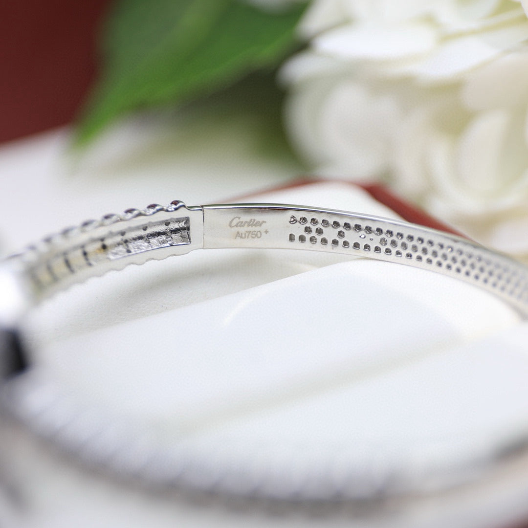 [Solara Jewelry] PANTHER MEDALLION PAVE BRACELET