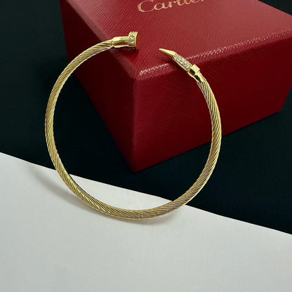 [Solara Jewelry] CT Edgy Nagelarmreif | Mit Diamanten besetztes Design