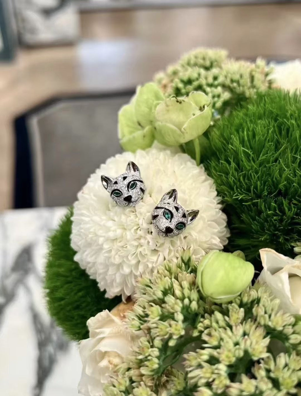 [Solara jewelry] Panther Face Stud Earrings