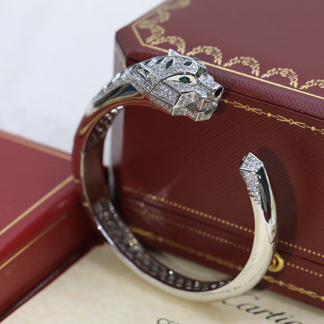 [Spira Jewelry]PAVE PANTHER HEAD OPEN BANGLE