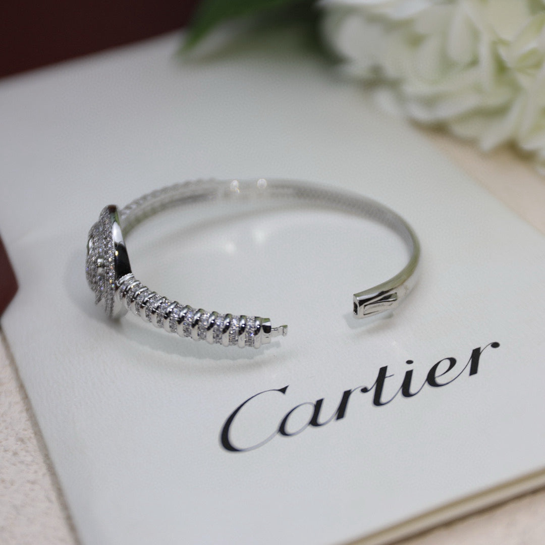[Solara Jewelry] PANTHER MEDALLION PAVE BRACELET