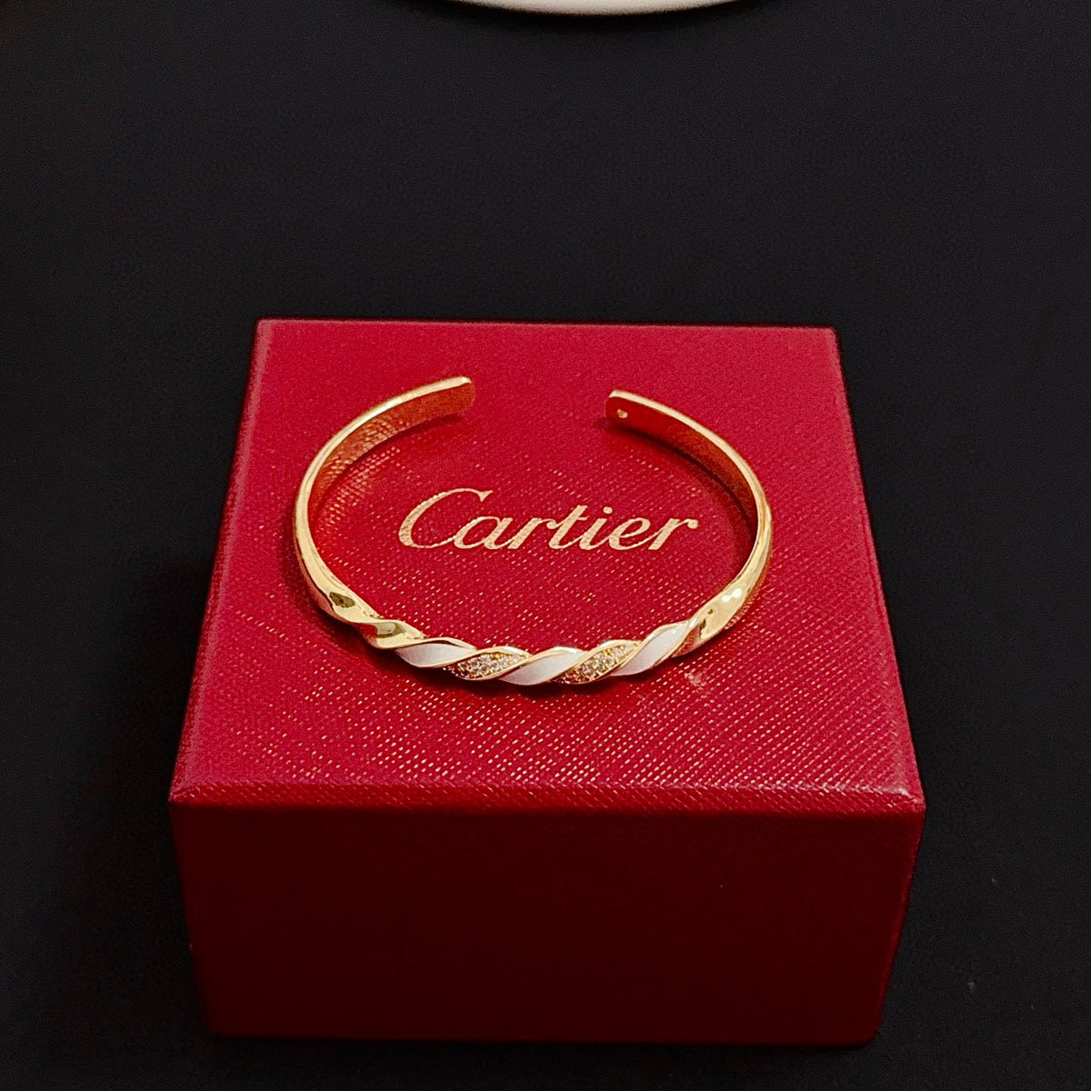 [Spira Jewelry]TWISTED PAVE OPEN BANGLE