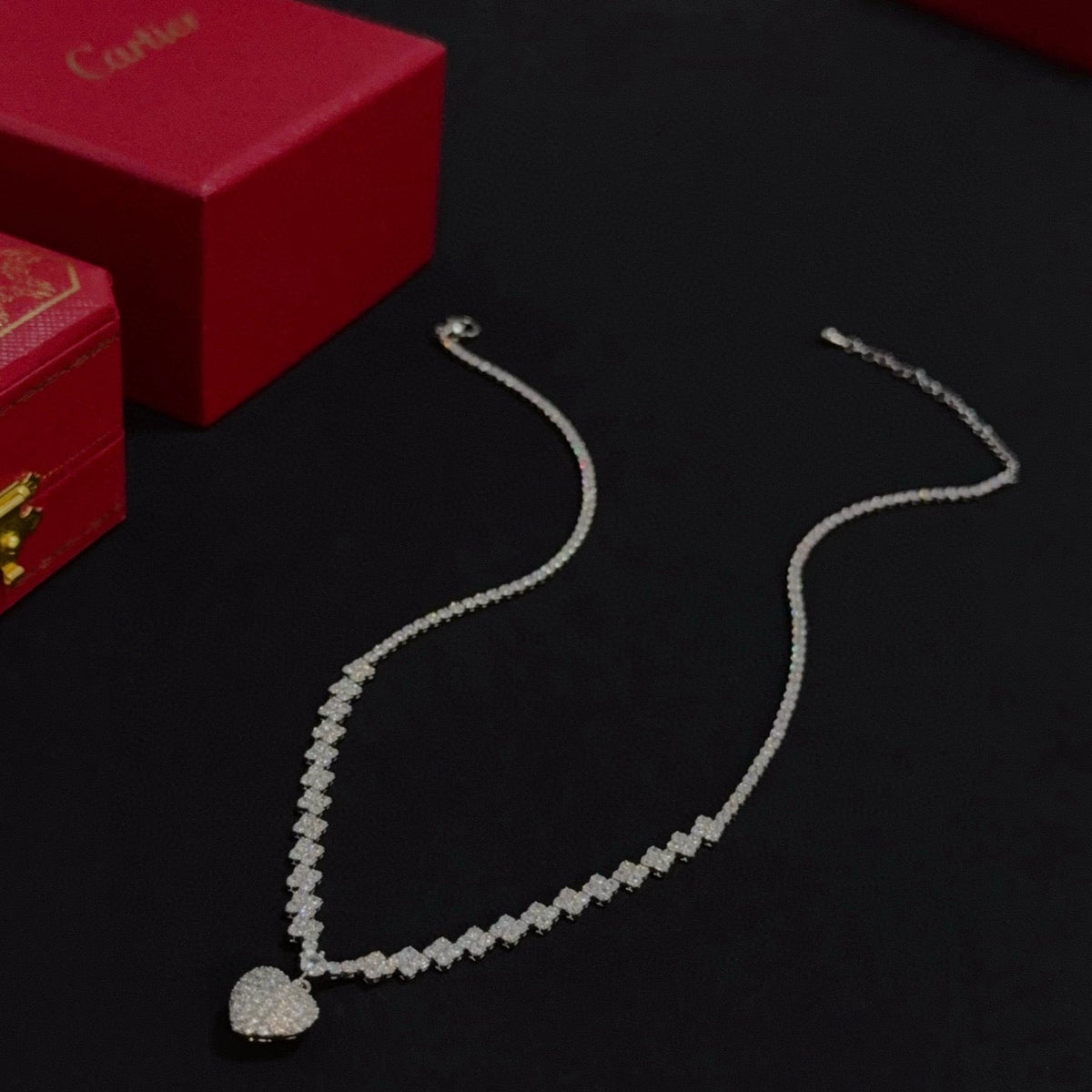 [Solara Jewelry ]LOVE ハート型 パヴェダイヤモンド ペンダントネックレス