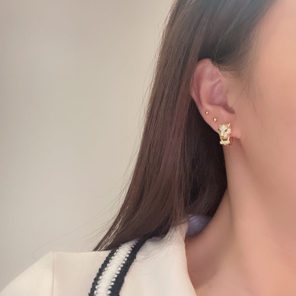 [Solara jewelry] Panther Head Stud Earrings