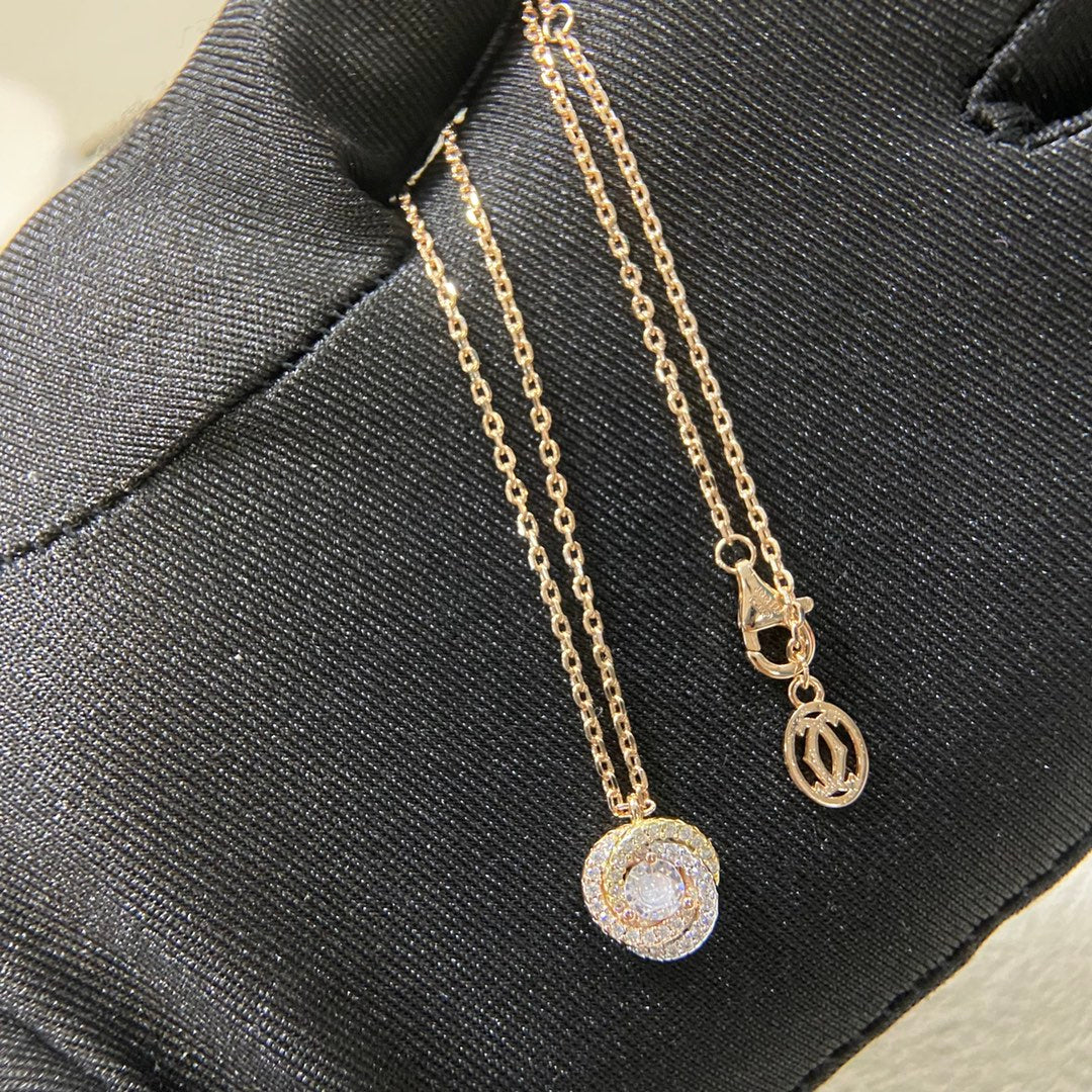 [Solara Jewelry ]Three-Row Necklace in Tri-Color Gold with Pave Diamonds and Center Diamond