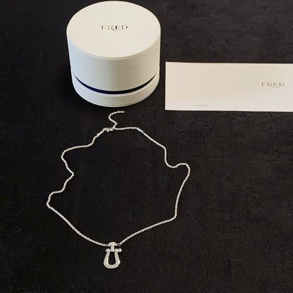 [Solara Jewelry ]FORCE Unisex Delicate Horsebit Necklace with Pavé Accents