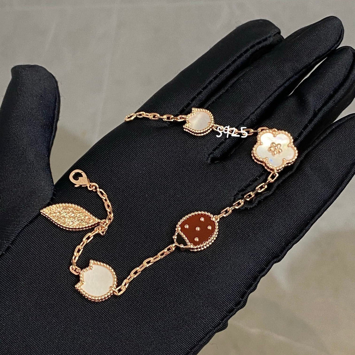 [Solara Jewelry ]LUCKY SPRING 5 MOTIV ARMBAND
